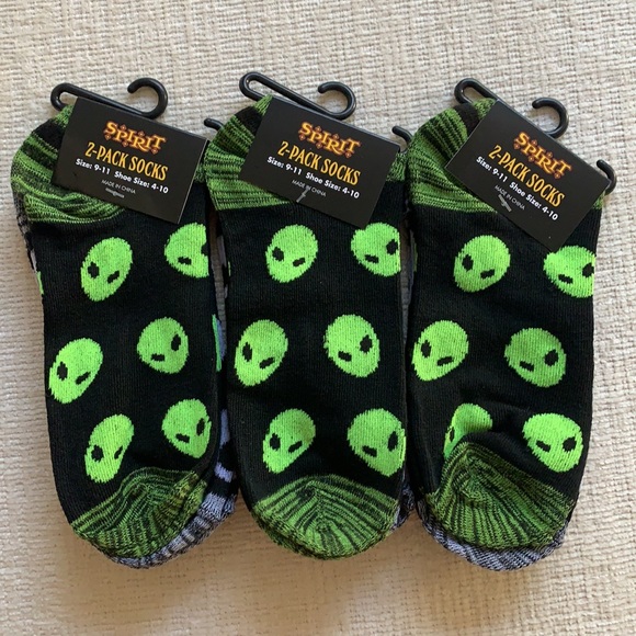 NWT | Halloween Socks Bundle 3 of 2 Packs Total 6 - Picture 1 of 4